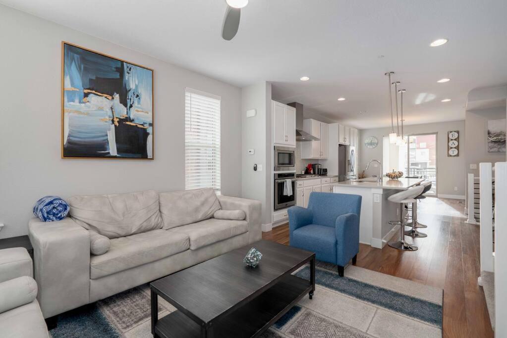 Luxury Oasis! Apartment Denver Exterior photo